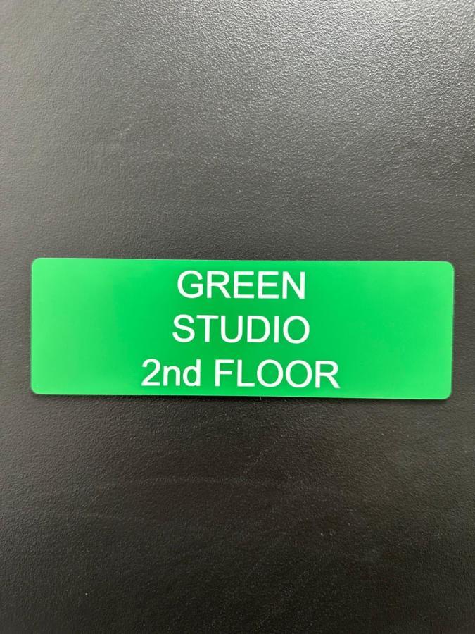 Green&Purple Studio 24-24 Access บัวส์ โกลงบ์ ภายนอก รูปภาพ